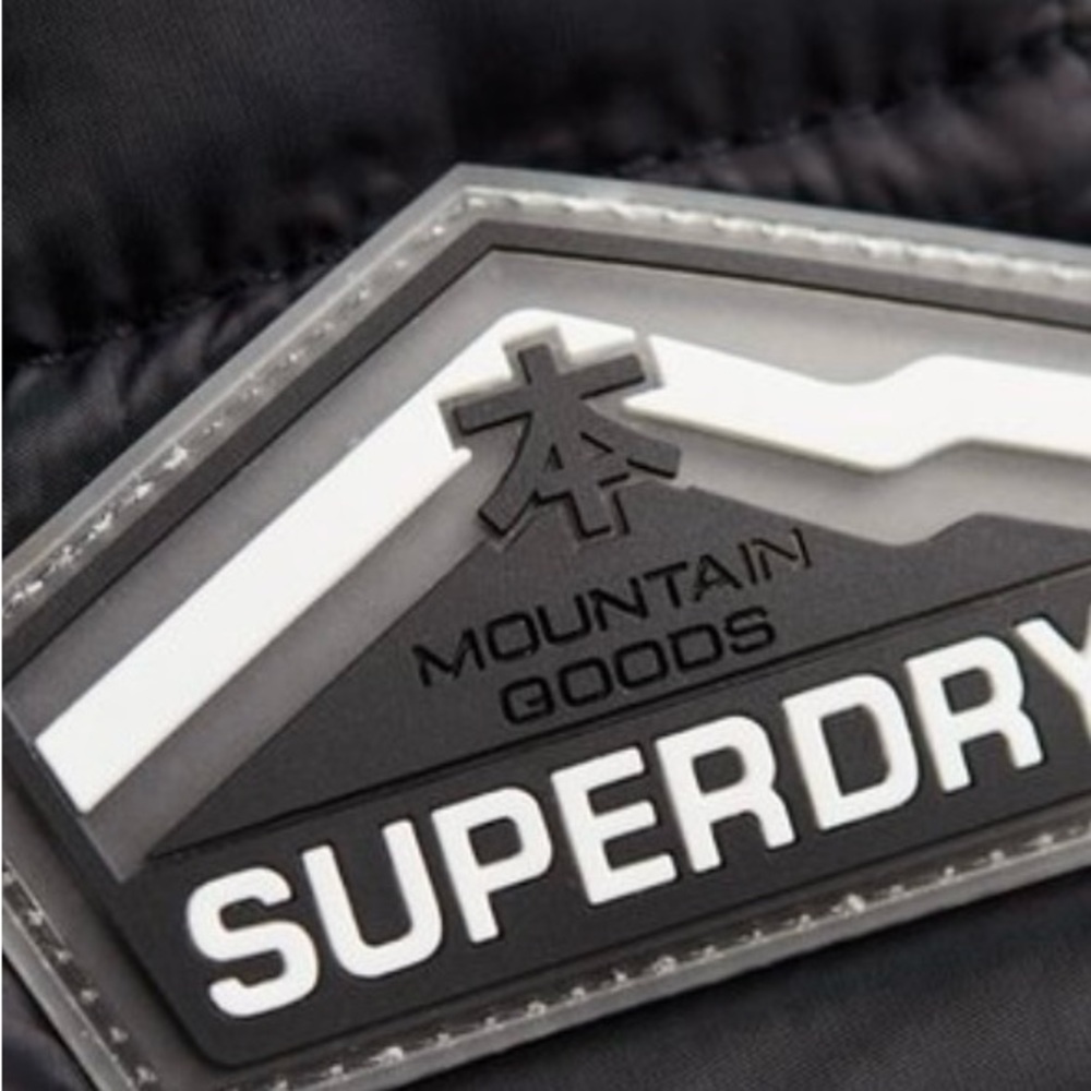 Superdry Black Quilted Jacket - Picture 7 of 9